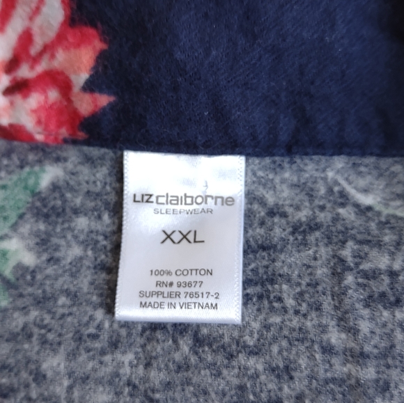 LIZ CLAIBORNE Pajama Top XXL Navy Blue Rose Floral Romantic Print 2X - Picture 4 of 7